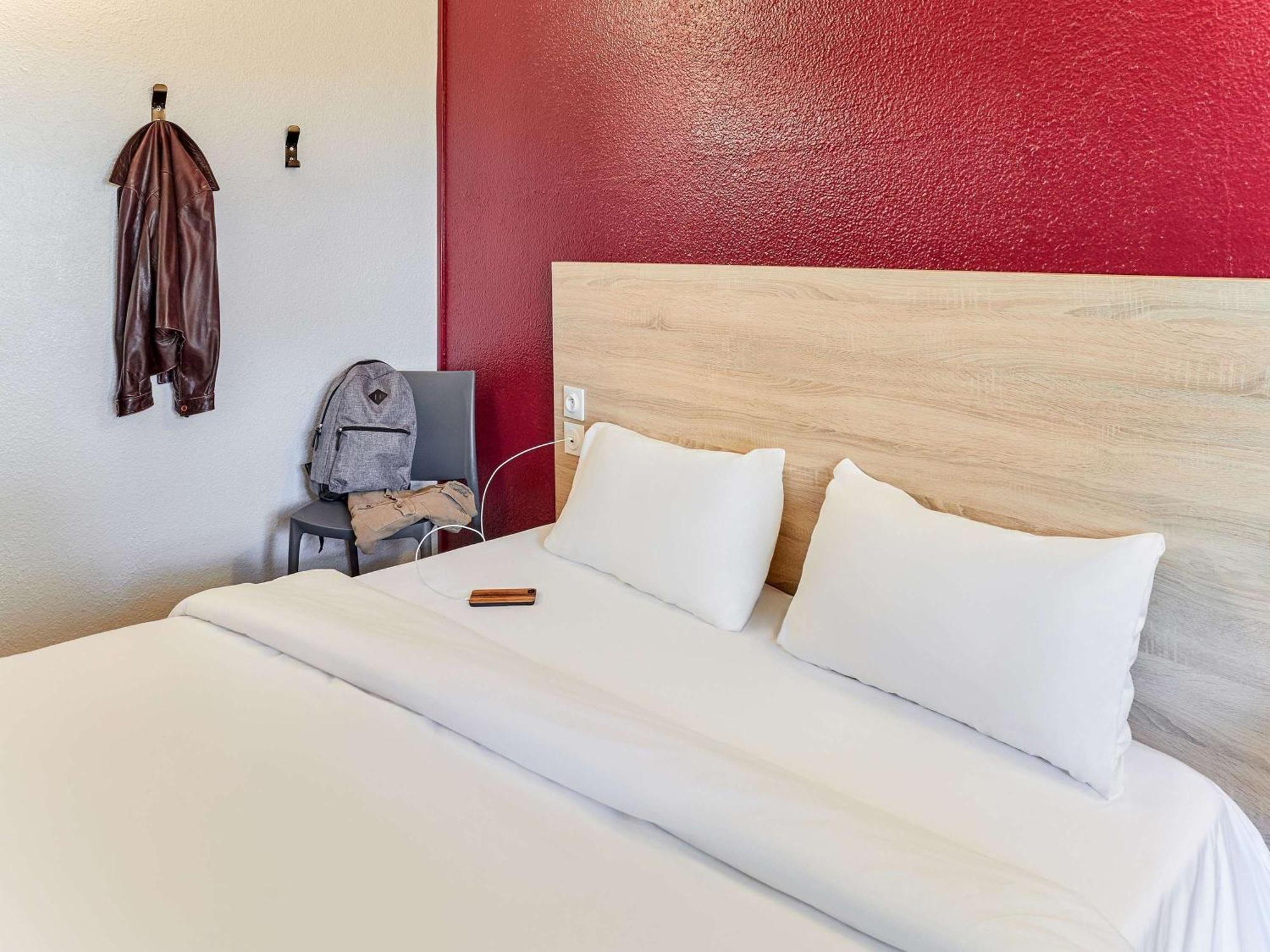 Hotelf1 Antibes Sophia Antipolis 발로리스 외부 사진